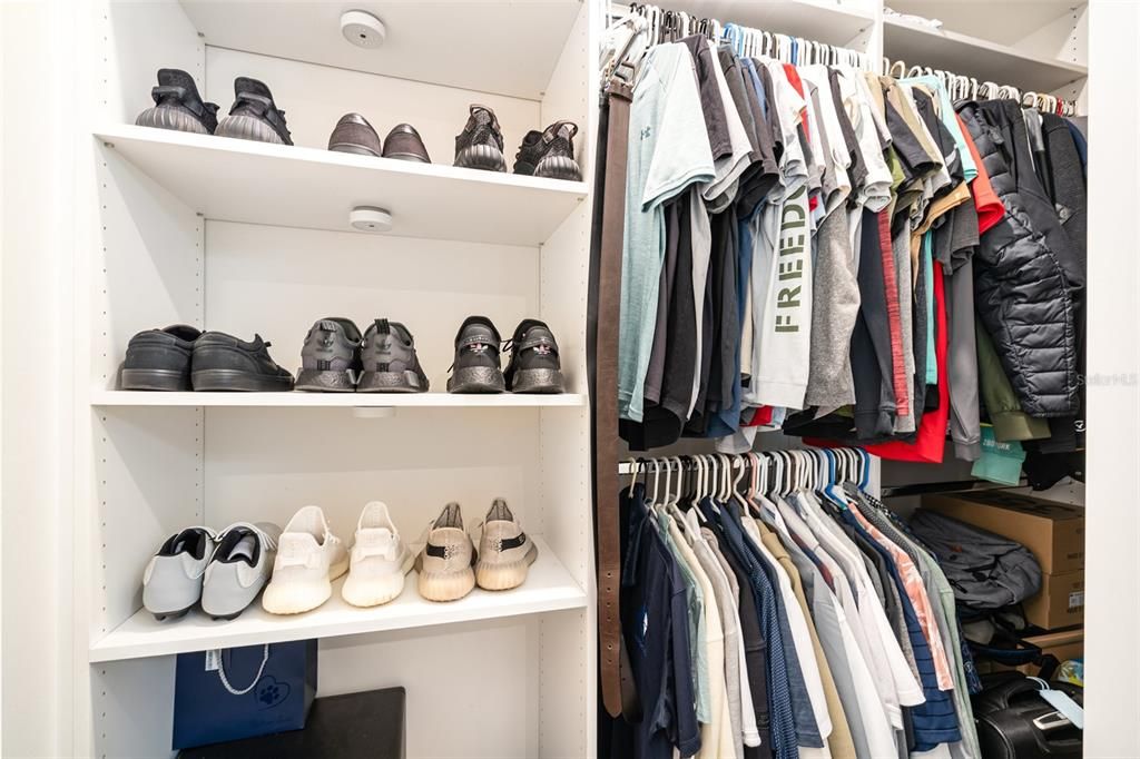 For Sale: $495,000 (4 beds, 2 baths, 2244 Square Feet)