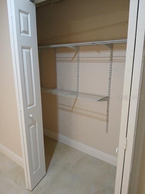 出租: $1,800 (2 贝兹, 1 浴室, 900 平方英尺)