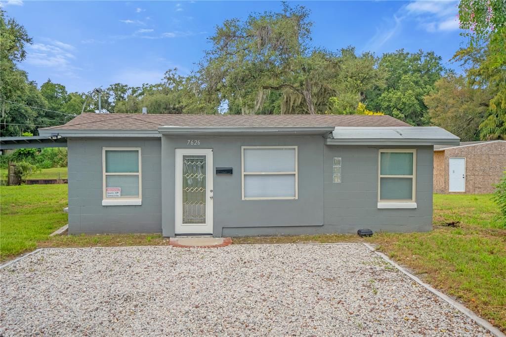 Active With Contract: $245,000 (3 beds, 1 baths, 966 Square Feet)