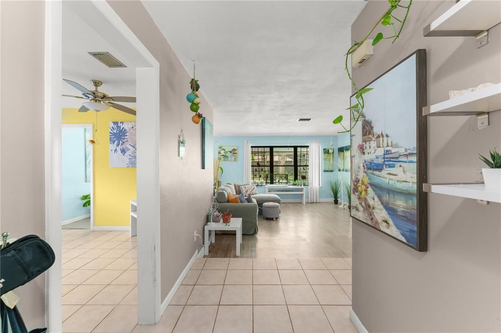 Activo con contrato: $487,700 (4 camas, 2 baños, 2200 Pies cuadrados)