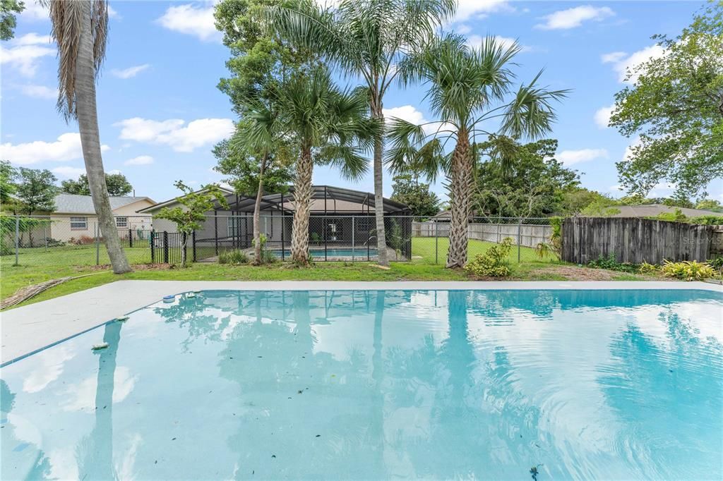 Activo con contrato: $487,700 (4 camas, 2 baños, 2200 Pies cuadrados)