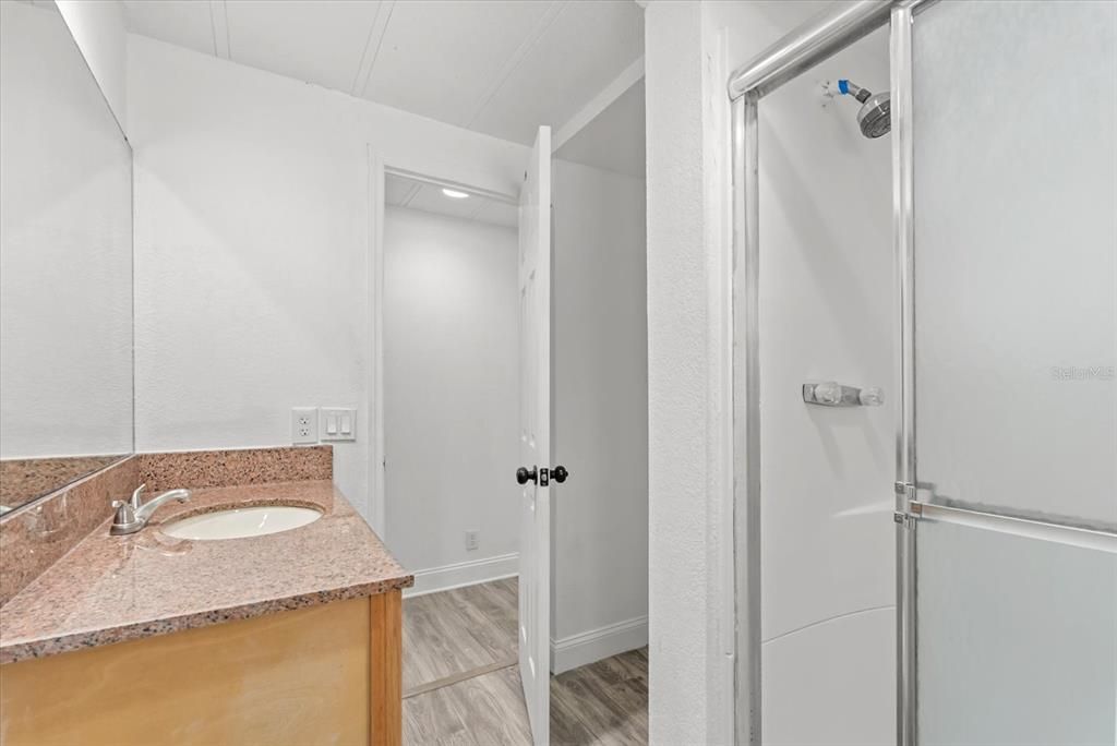 Active With Contract: $225,000 (4 beds, 3 baths, 1152 Square Feet)