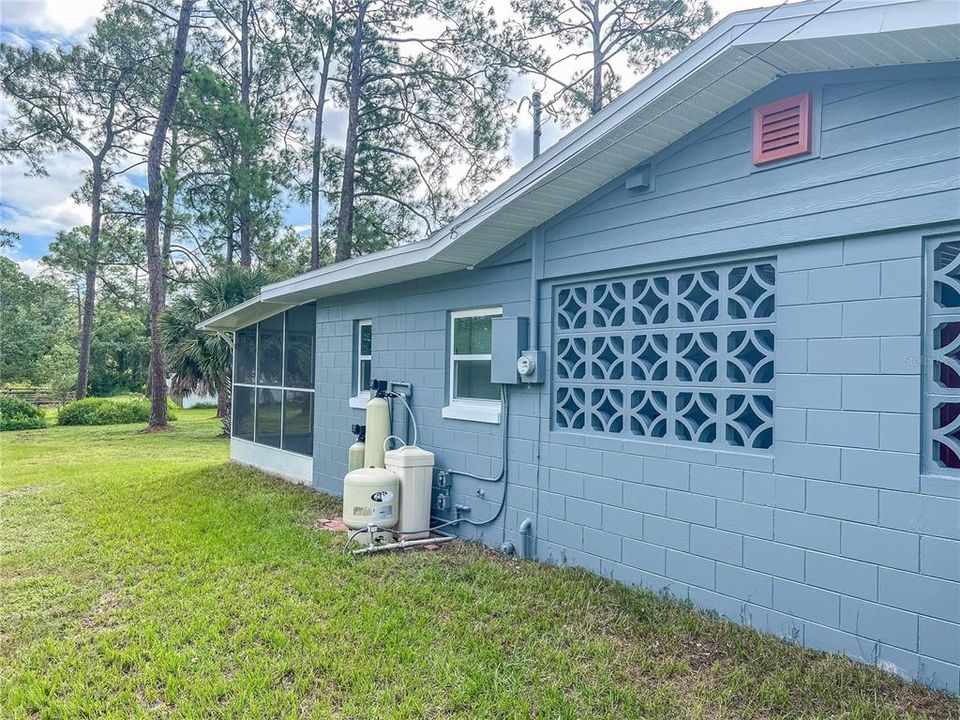 待售: $292,500 (2 贝兹, 2 浴室, 1614 平方英尺)