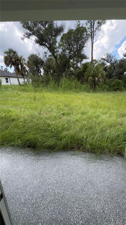 For Rent: $1,600 (3 beds, 2 baths, 1162 Square Feet)