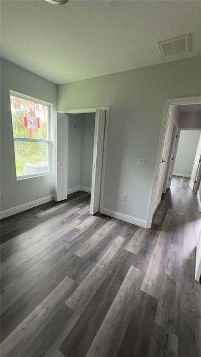 For Rent: $1,600 (3 beds, 2 baths, 1162 Square Feet)