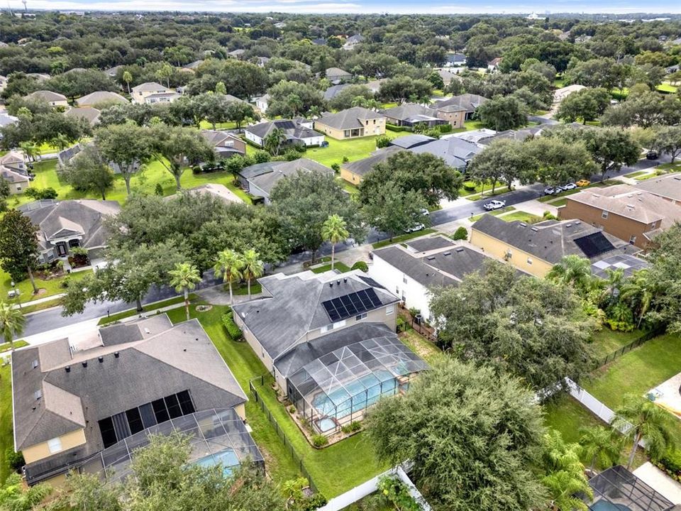 Activo con contrato: $950,000 (5 camas, 3 baños, 4089 Pies cuadrados)