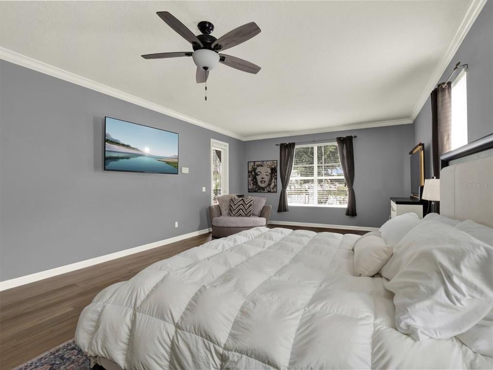 Activo con contrato: $950,000 (5 camas, 3 baños, 4089 Pies cuadrados)