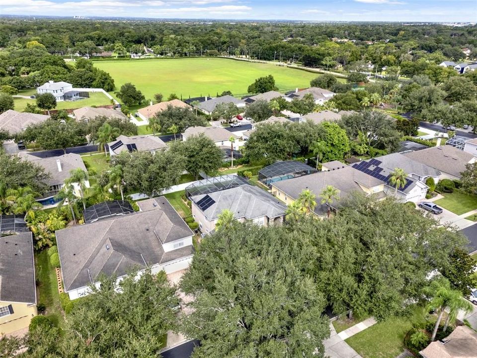 Activo con contrato: $950,000 (5 camas, 3 baños, 4089 Pies cuadrados)