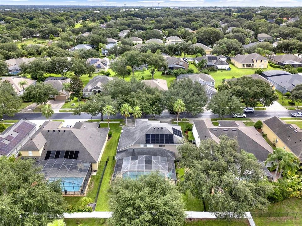 Activo con contrato: $950,000 (5 camas, 3 baños, 4089 Pies cuadrados)