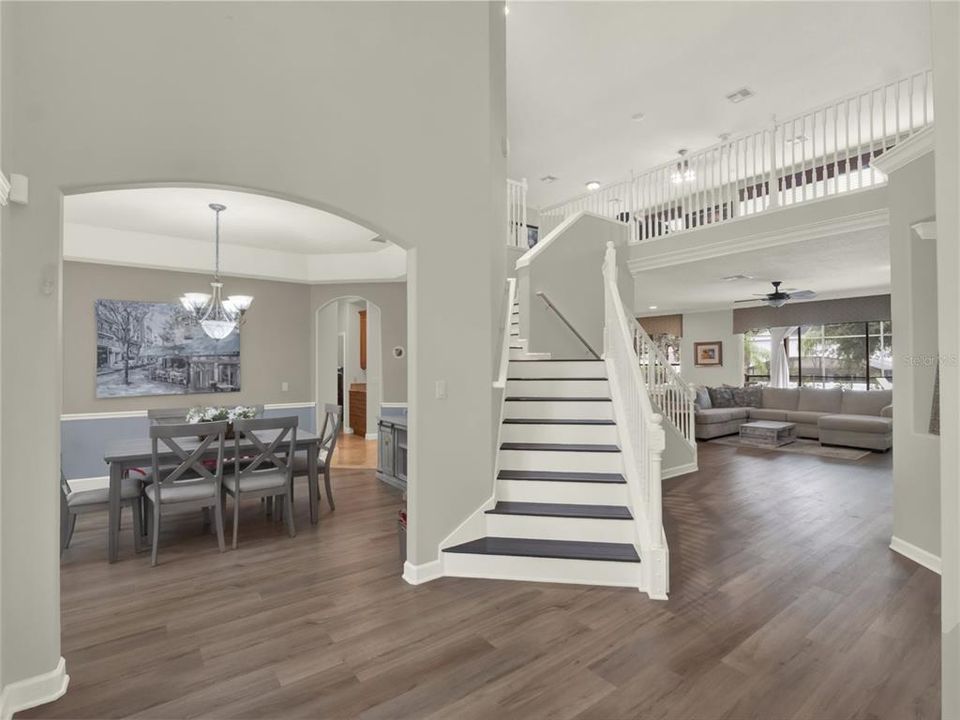 Activo con contrato: $950,000 (5 camas, 3 baños, 4089 Pies cuadrados)