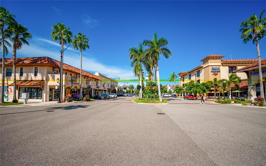 合同活跃: $125,000 (1 贝兹, 1 浴室, 624 平方英尺)