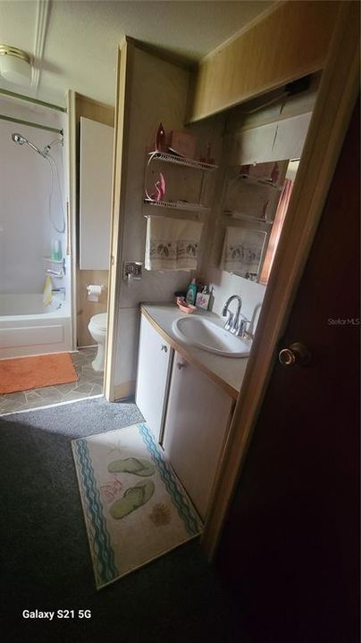 待售: $159,900 (2 贝兹, 2 浴室, 1090 平方英尺)