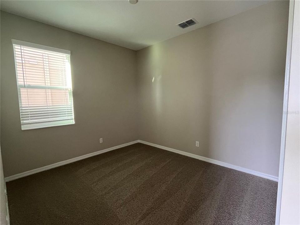 出租: $3,599 (5 贝兹, 3 浴室, 3292 平方英尺)