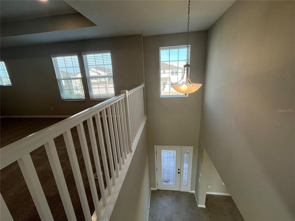 出租: $3,599 (5 贝兹, 3 浴室, 3292 平方英尺)