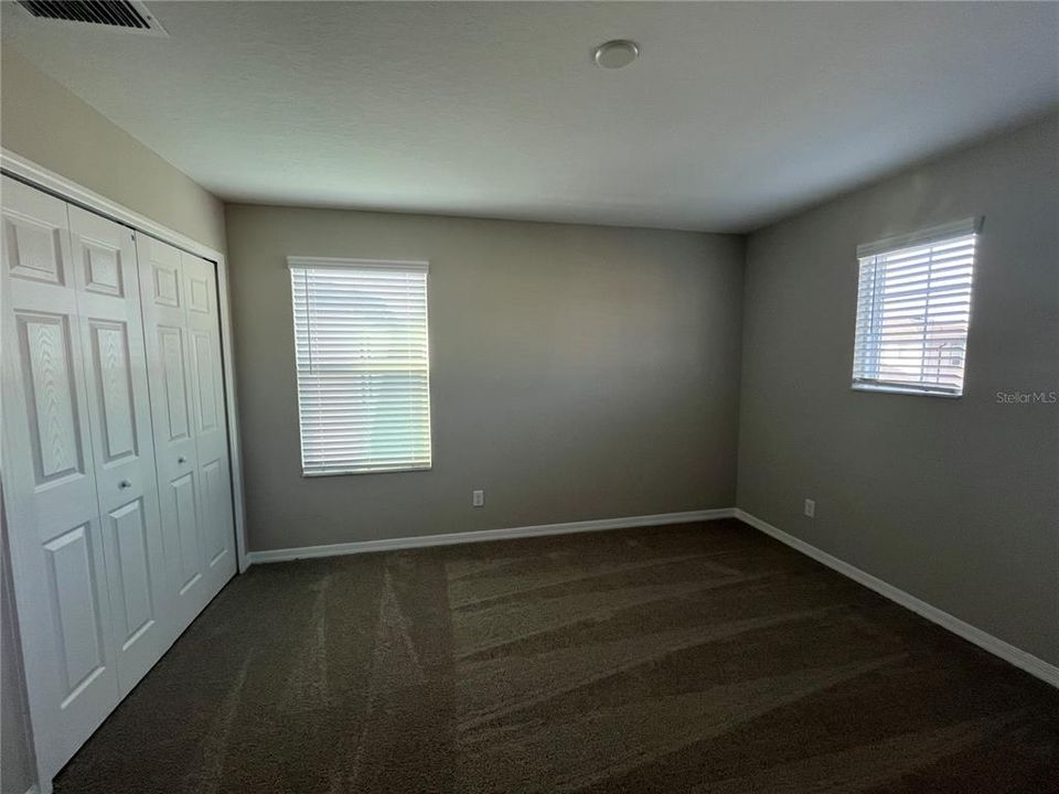 出租: $3,599 (5 贝兹, 3 浴室, 3292 平方英尺)