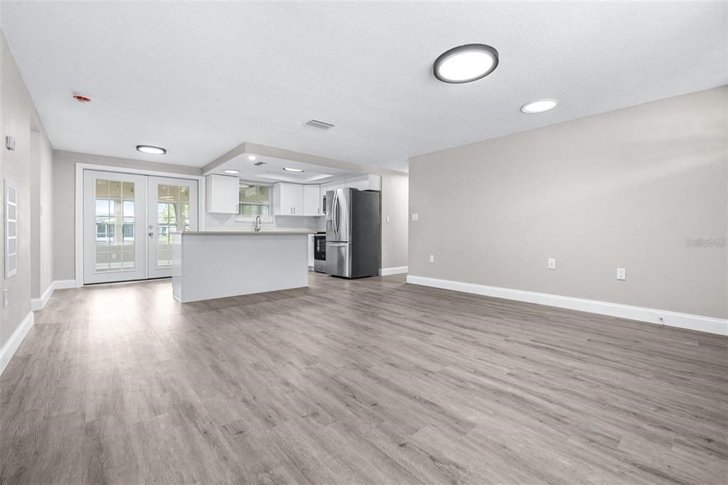 En Renta: $2,000 (3 camas, 2 baños, 1443 Pies cuadrados)