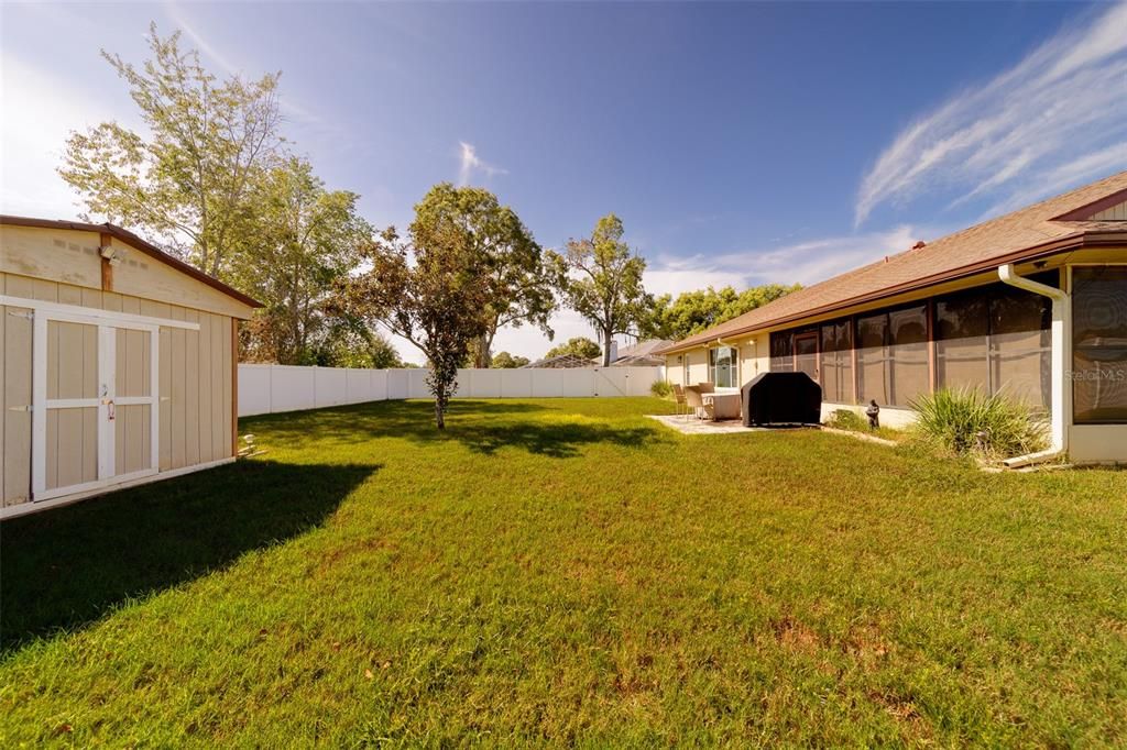 For Sale: $295,000 (2 beds, 2 baths, 1713 Square Feet)