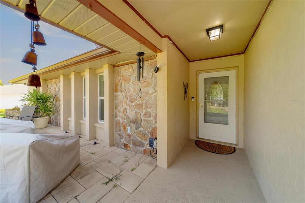 For Sale: $295,000 (2 beds, 2 baths, 1713 Square Feet)