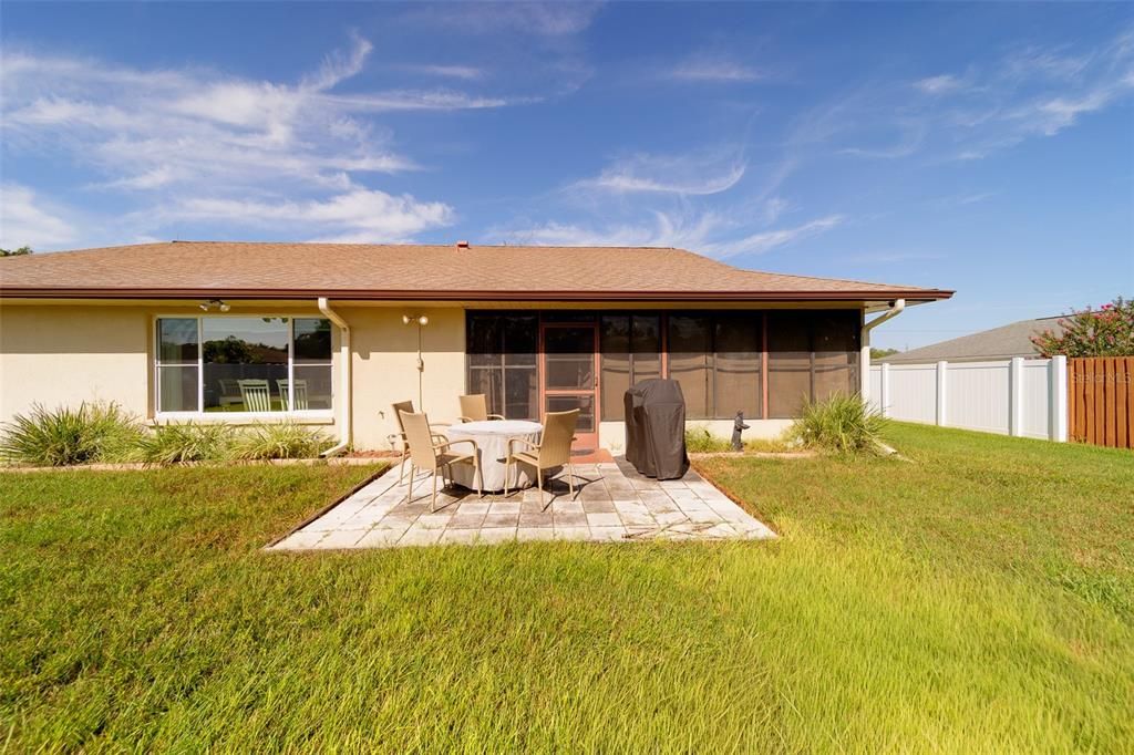 For Sale: $295,000 (2 beds, 2 baths, 1713 Square Feet)