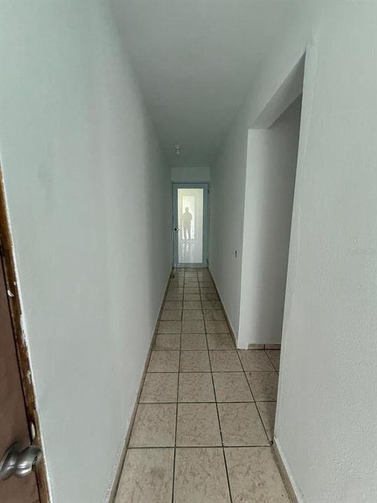 На продажу: $249,000 (4 спален, 2 ванн, 1199 Квадратных фут)