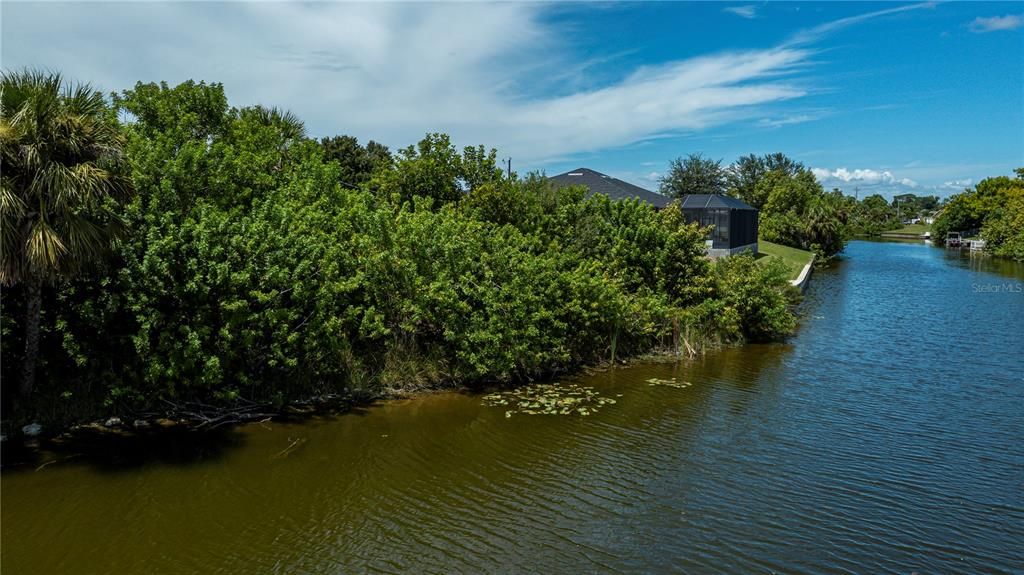 На продажу: $95,000 (0.28 acres)