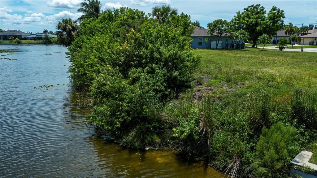 На продажу: $95,000 (0.28 acres)