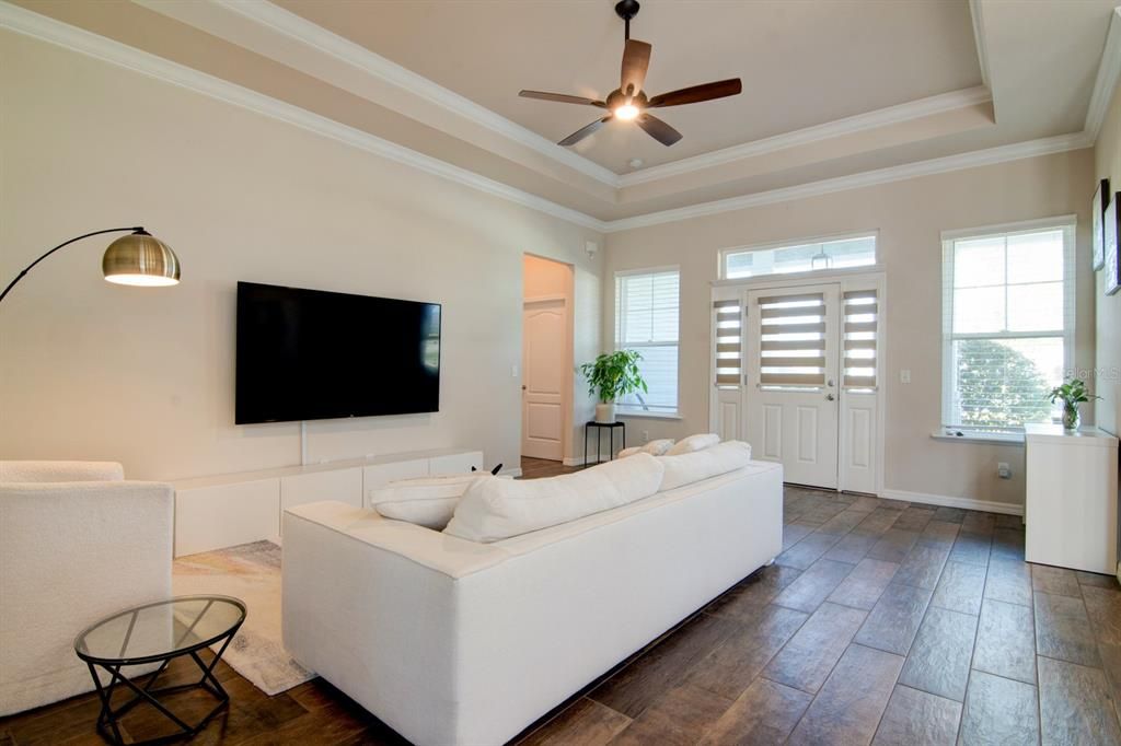 En Venta: $425,000 (3 camas, 2 baños, 1520 Pies cuadrados)