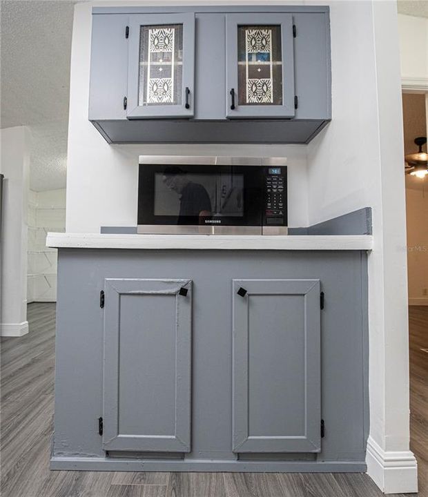 Active With Contract: $349,900 (3 beds, 2 baths, 1560 Square Feet)