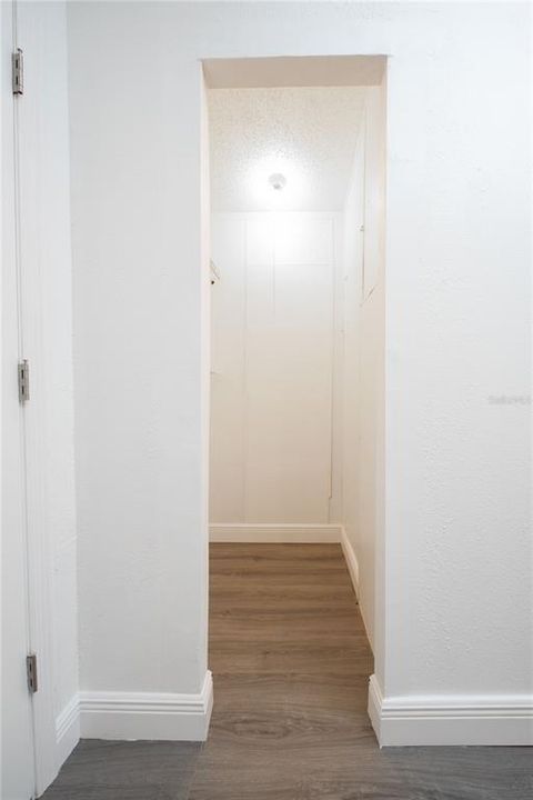 Active With Contract: $349,900 (3 beds, 2 baths, 1560 Square Feet)