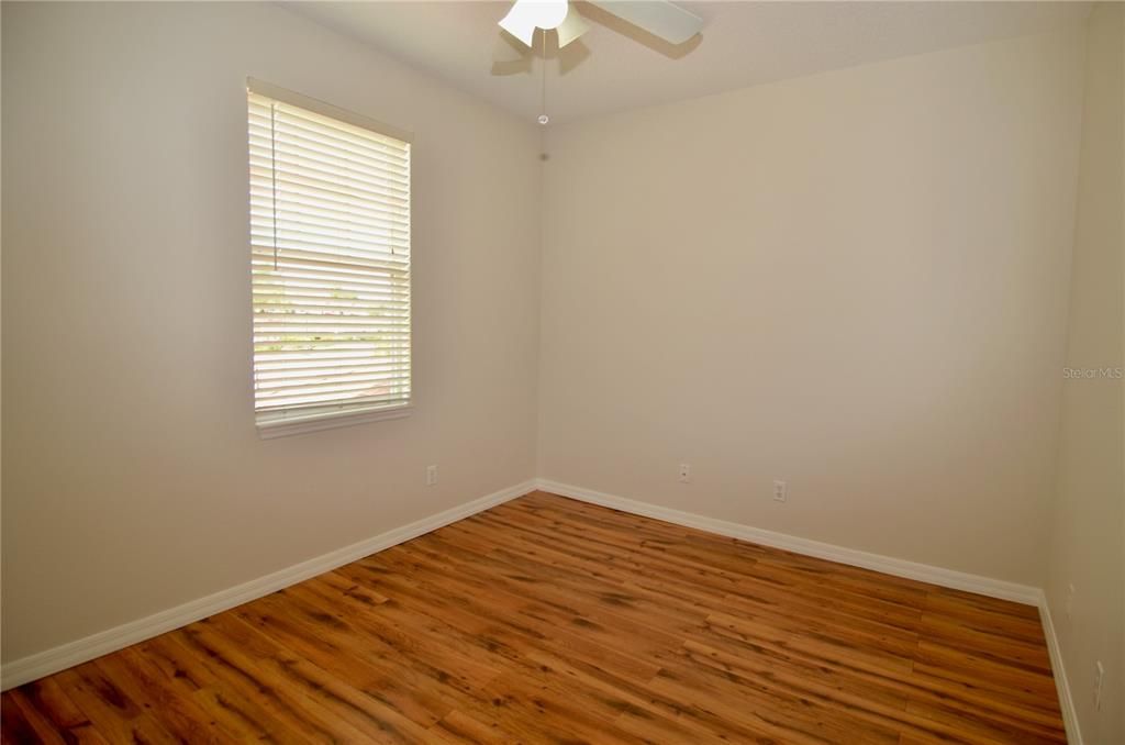 На продажу: $195,000 (2 спален, 2 ванн, 1268 Квадратных фут)