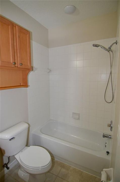 На продажу: $195,000 (2 спален, 2 ванн, 1268 Квадратных фут)