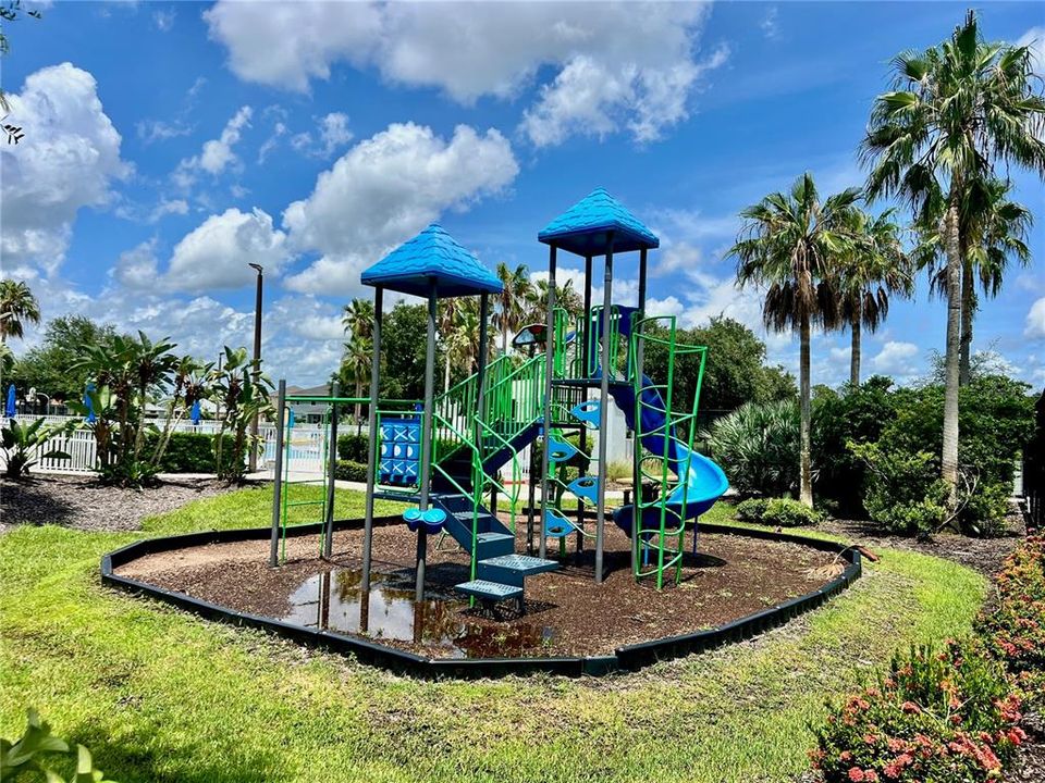 На продажу: $195,000 (2 спален, 2 ванн, 1268 Квадратных фут)