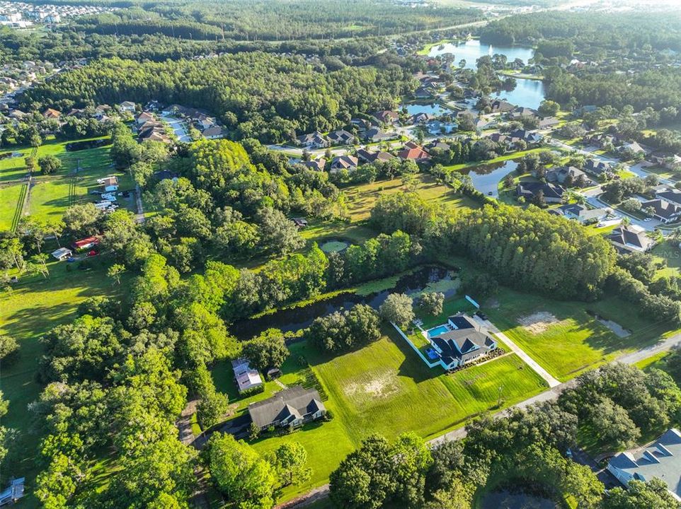 待售: $350,000 (0.97 acres)