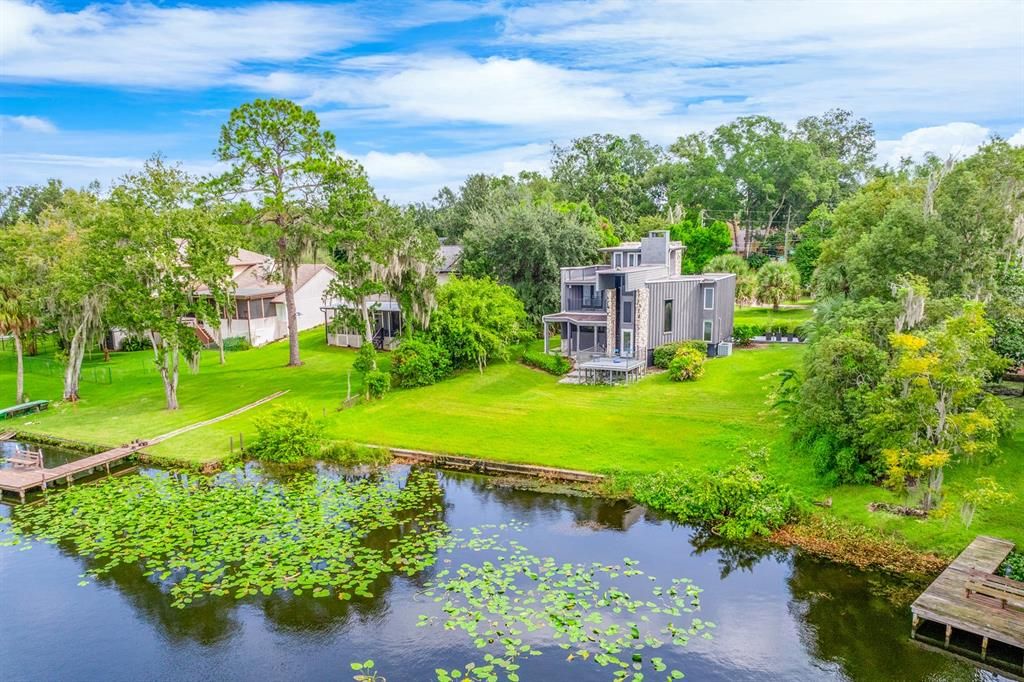 For Sale: $690,000 (3 beds, 2 baths, 1950 Square Feet)