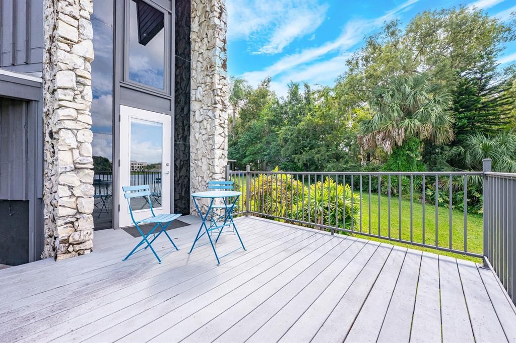 For Sale: $690,000 (3 beds, 2 baths, 1950 Square Feet)