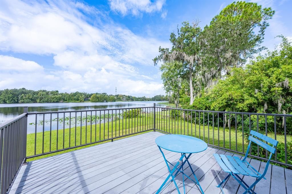 For Sale: $690,000 (3 beds, 2 baths, 1950 Square Feet)