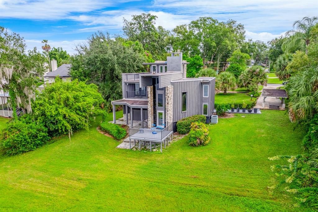 For Sale: $690,000 (3 beds, 2 baths, 1950 Square Feet)