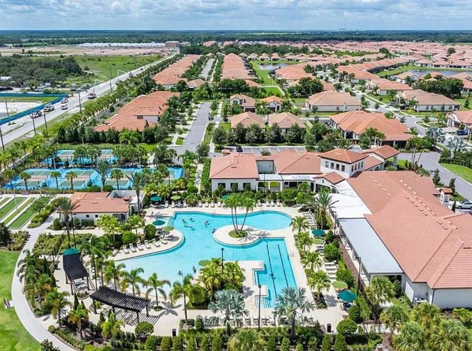 Active With Contract: $649,400 (4 beds, 3 baths, 2856 Square Feet)