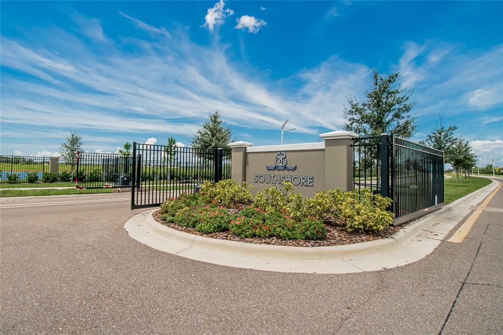 Active With Contract: $649,400 (4 beds, 3 baths, 2856 Square Feet)