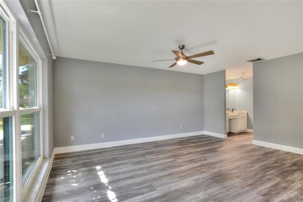 待售: $217,500 (3 贝兹, 3 浴室, 1819 平方英尺)