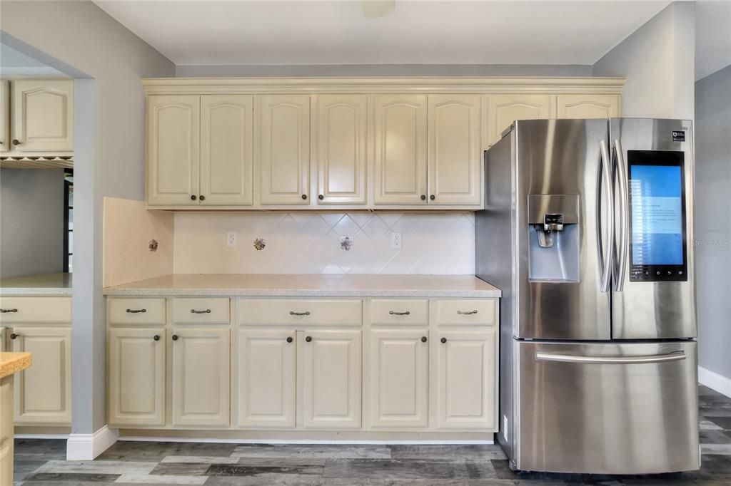 待售: $217,500 (3 贝兹, 3 浴室, 1819 平方英尺)