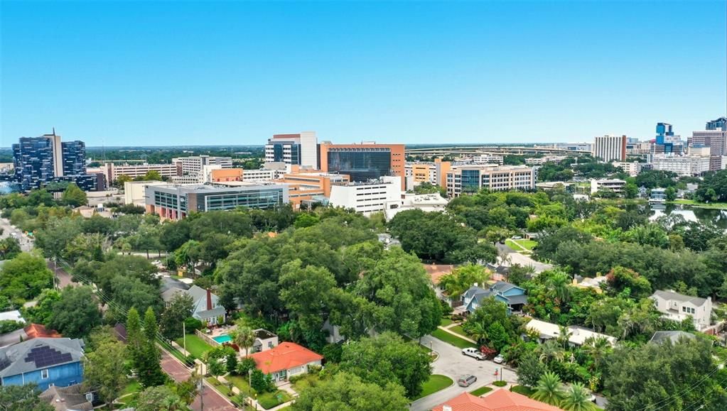 合同活跃: $697,000 (3 贝兹, 2 浴室, 2462 平方英尺)