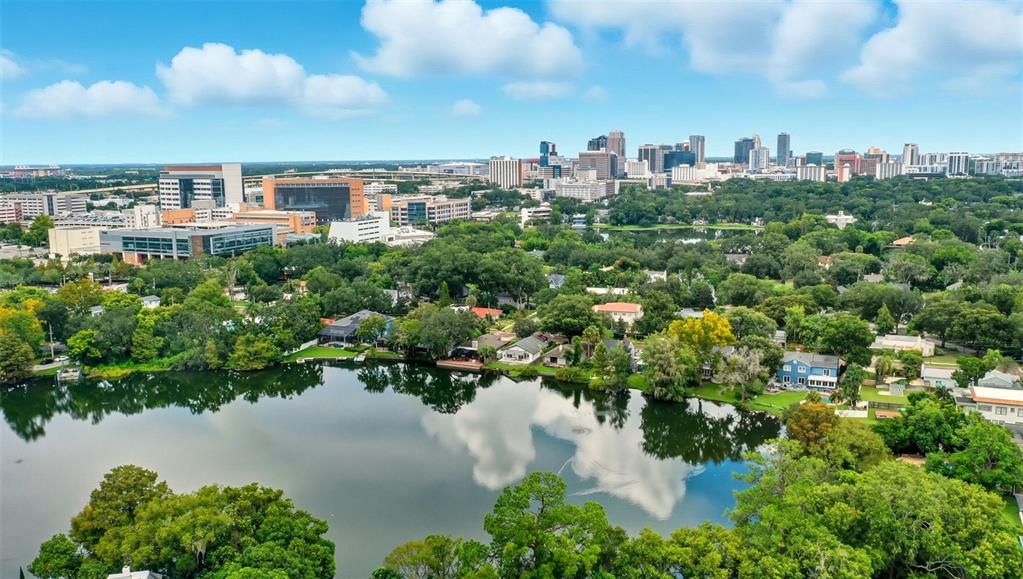 合同活跃: $697,000 (3 贝兹, 2 浴室, 2462 平方英尺)