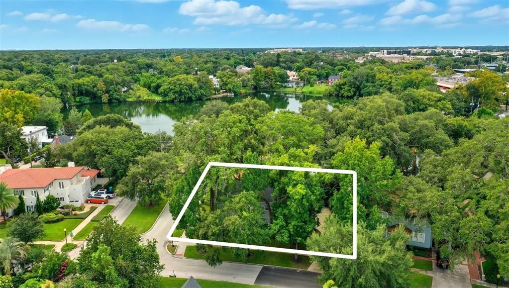 合同活跃: $697,000 (3 贝兹, 2 浴室, 2462 平方英尺)