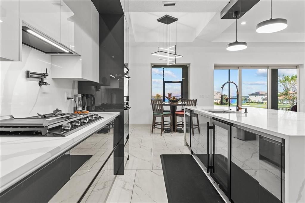 For Sale: $599,000 (4 beds, 3 baths, 2400 Square Feet)