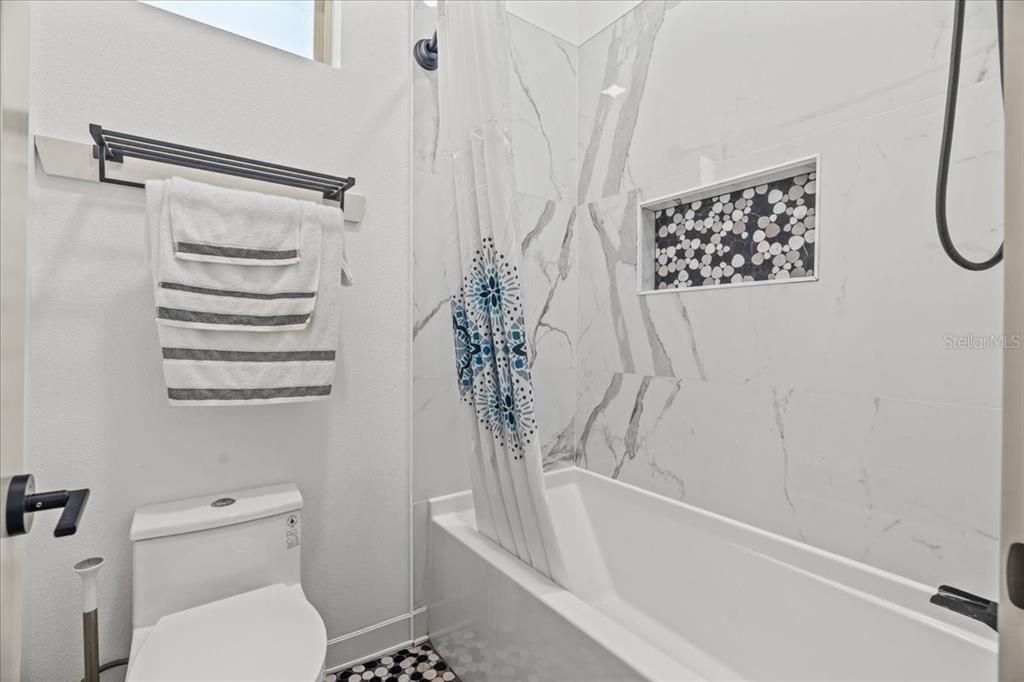 For Sale: $599,000 (4 beds, 3 baths, 2400 Square Feet)