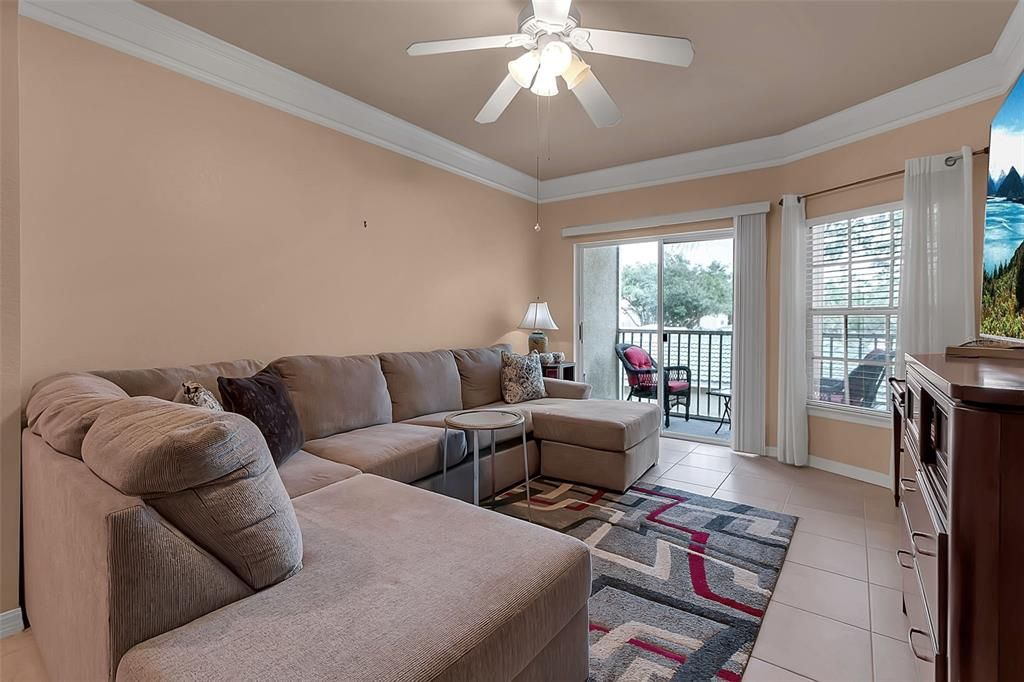 Под контрактом: $189,999 (2 спален, 1 ванн, 1116 Квадратных фут)