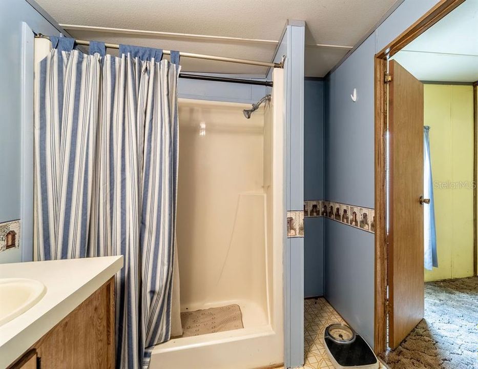 For Sale: $195,000 (4 beds, 2 baths, 1848 Square Feet)