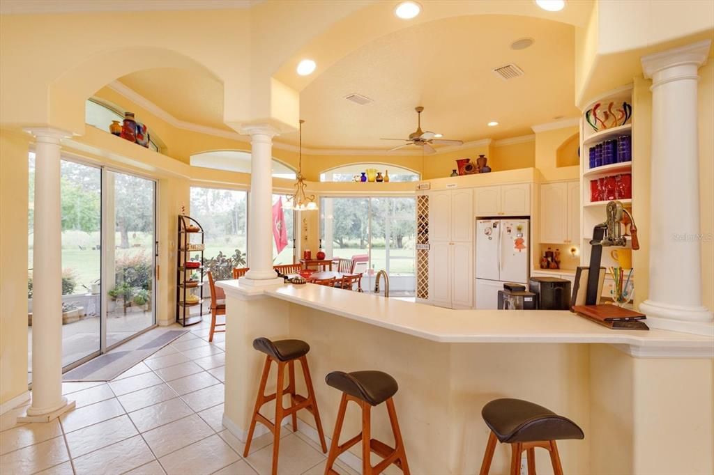 Active With Contract: $400,000 (2 beds, 2 baths, 3034 Square Feet)