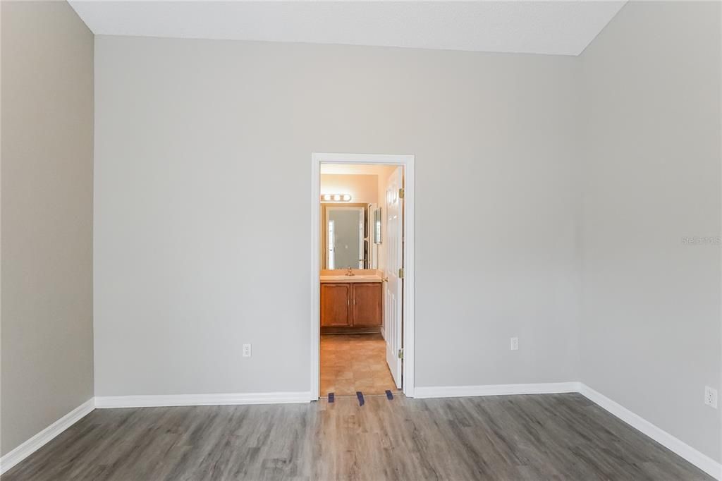 Activo con contrato: $330,000 (3 camas, 2 baños, 1480 Pies cuadrados)